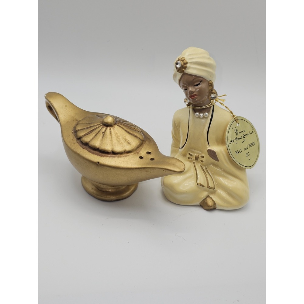 Vintage Enesco Genie and Lamp Salt and Pepper Shakers‎